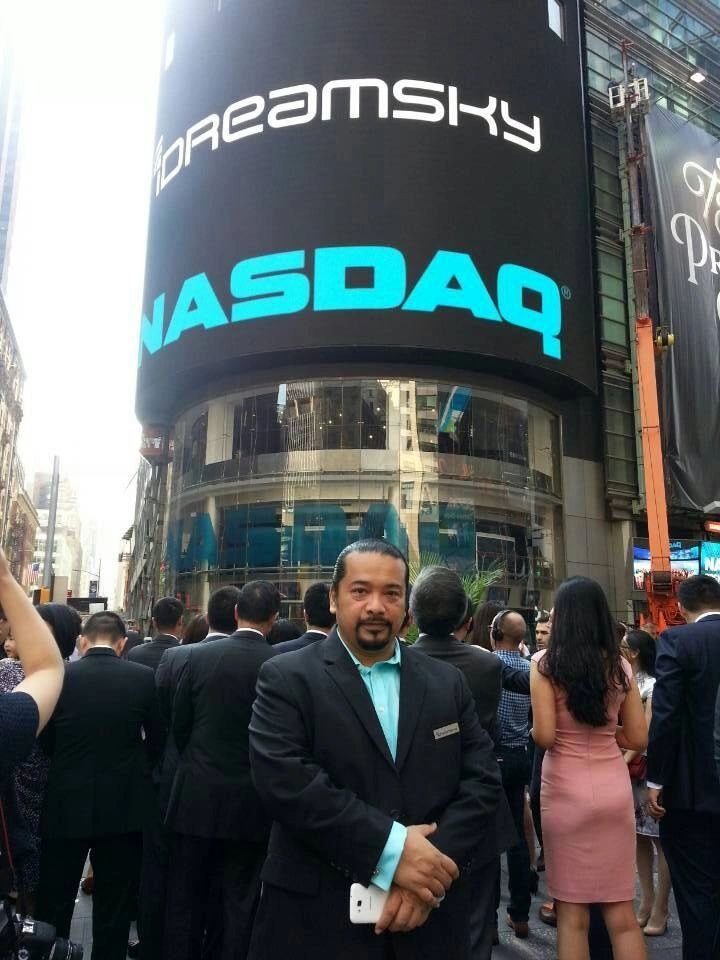 iDreamSky on the NASDAQ screen in Times Square, New York, 2014